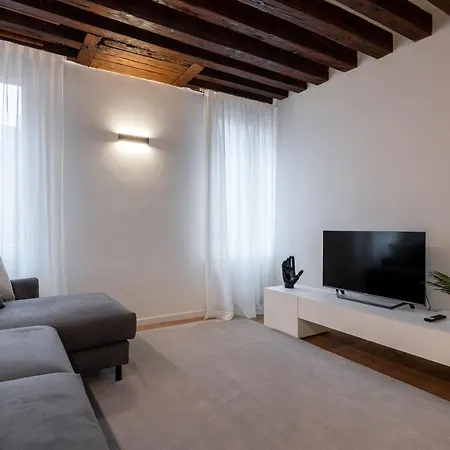 Apartment Sant'angelo By Wonderful Italy Venice