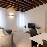 Sant'angelo By Wonderful Italy Apartamento Venecia